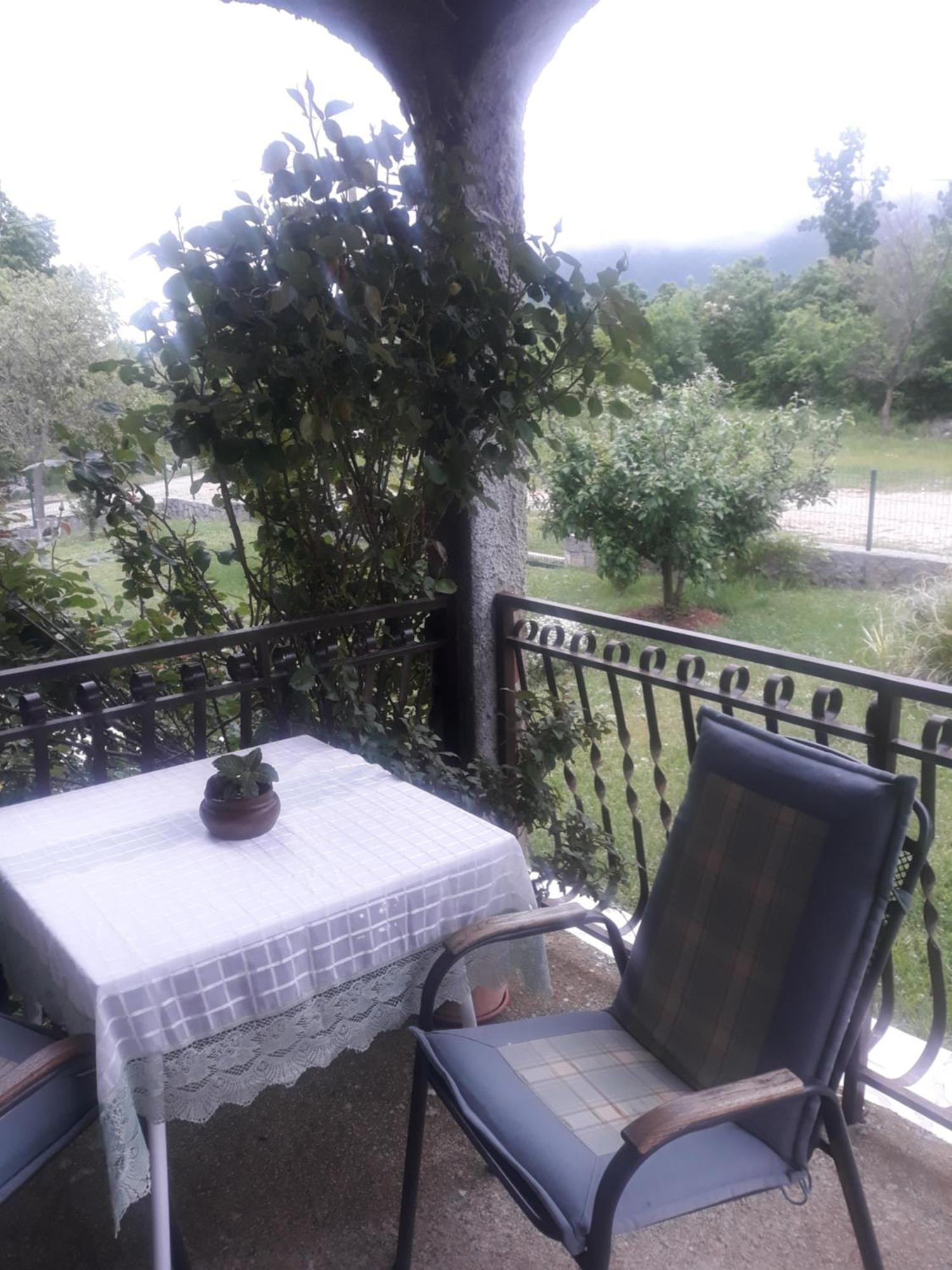 Apartman Lana Kijevo エクステリア 写真
